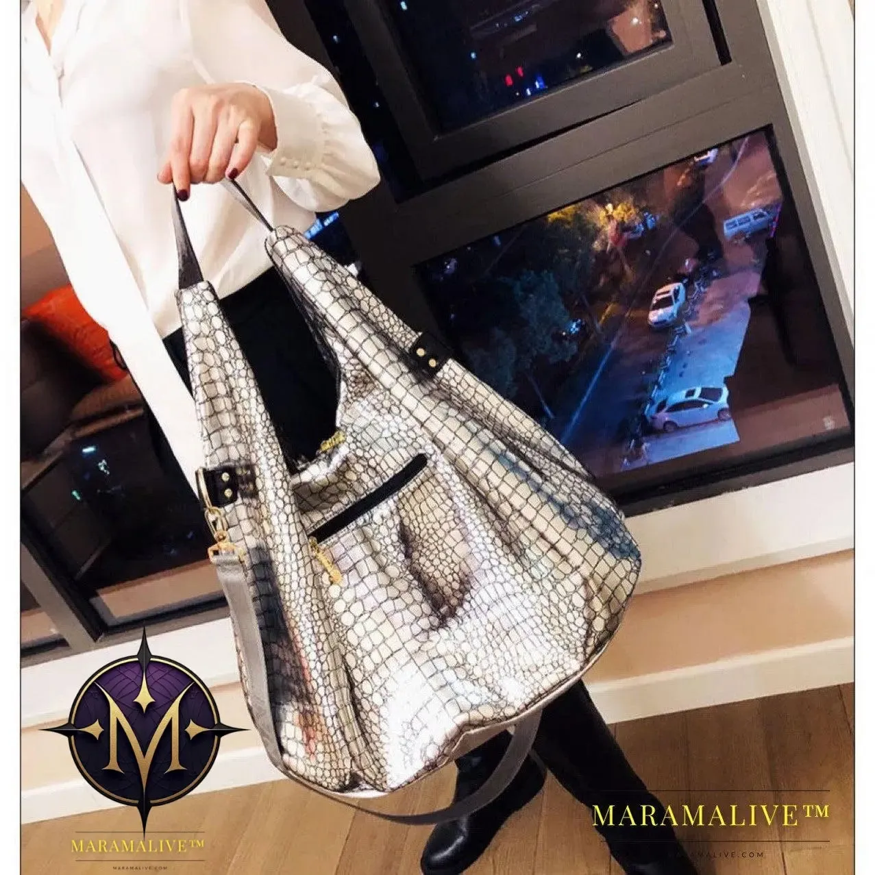 Trendy Studded Sequined Shoulder Bag