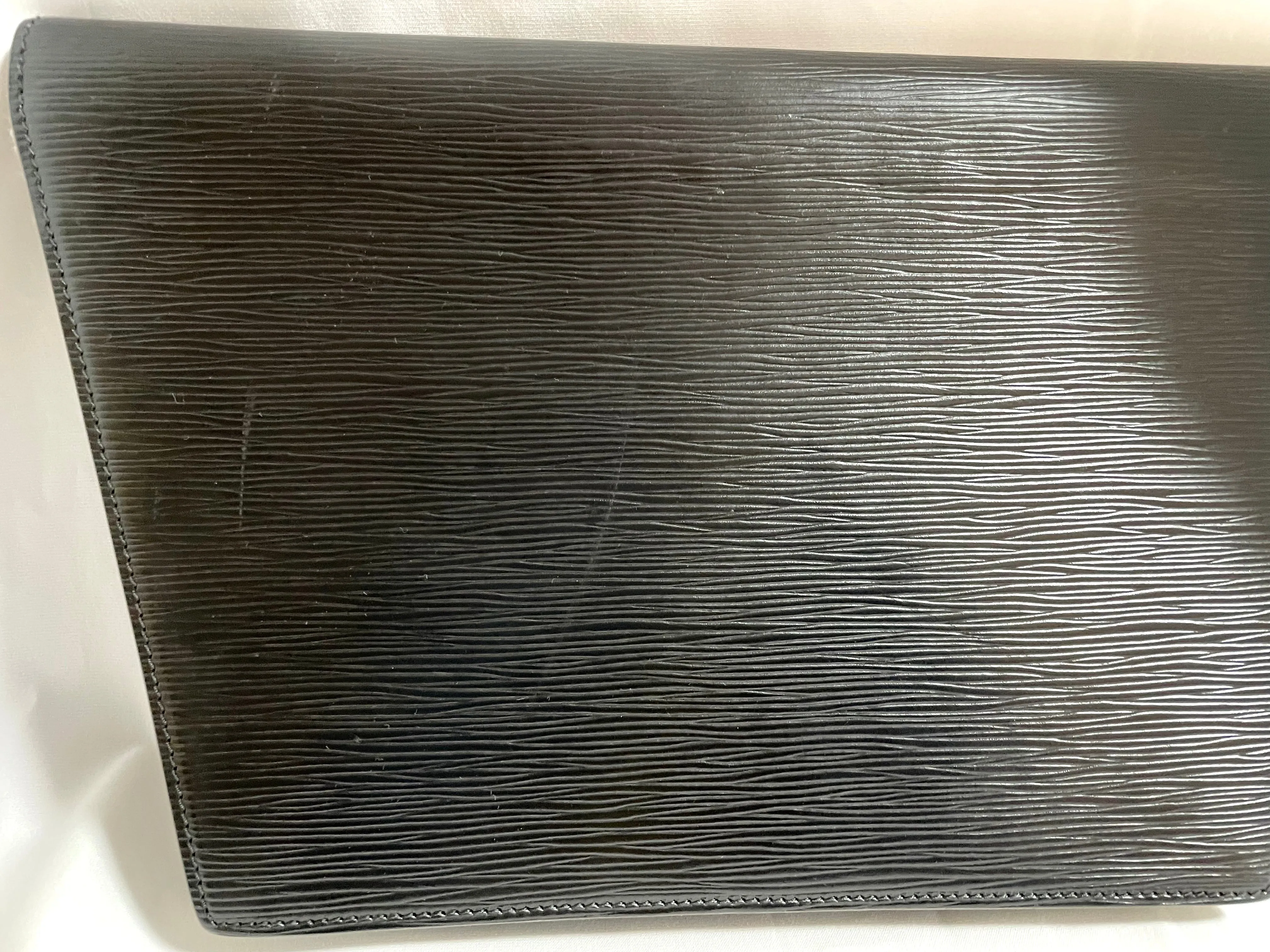 W3. Vintage Louis Vuitton black epi trapezoid mod style clutch bag.  One unique purse from epi line. Unisex and daily use. Trapeze bag. 0407261