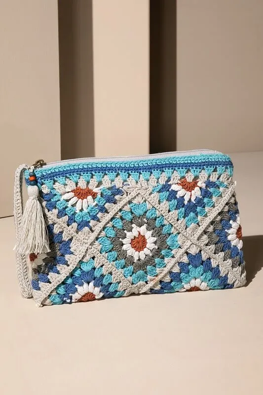 Wanderer Crochet Tile Clutch- Periwinkle