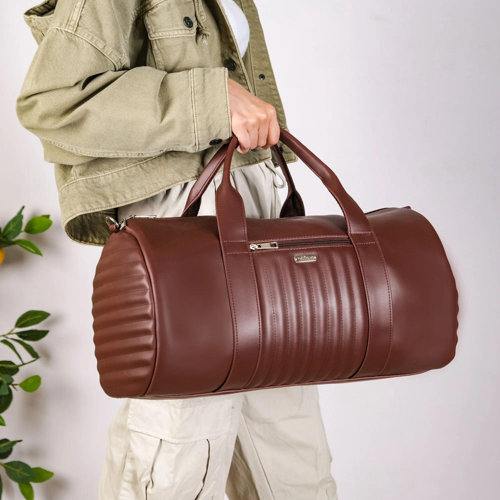 Wanderlust Duffle Bag Brown Large 17x9 Inch