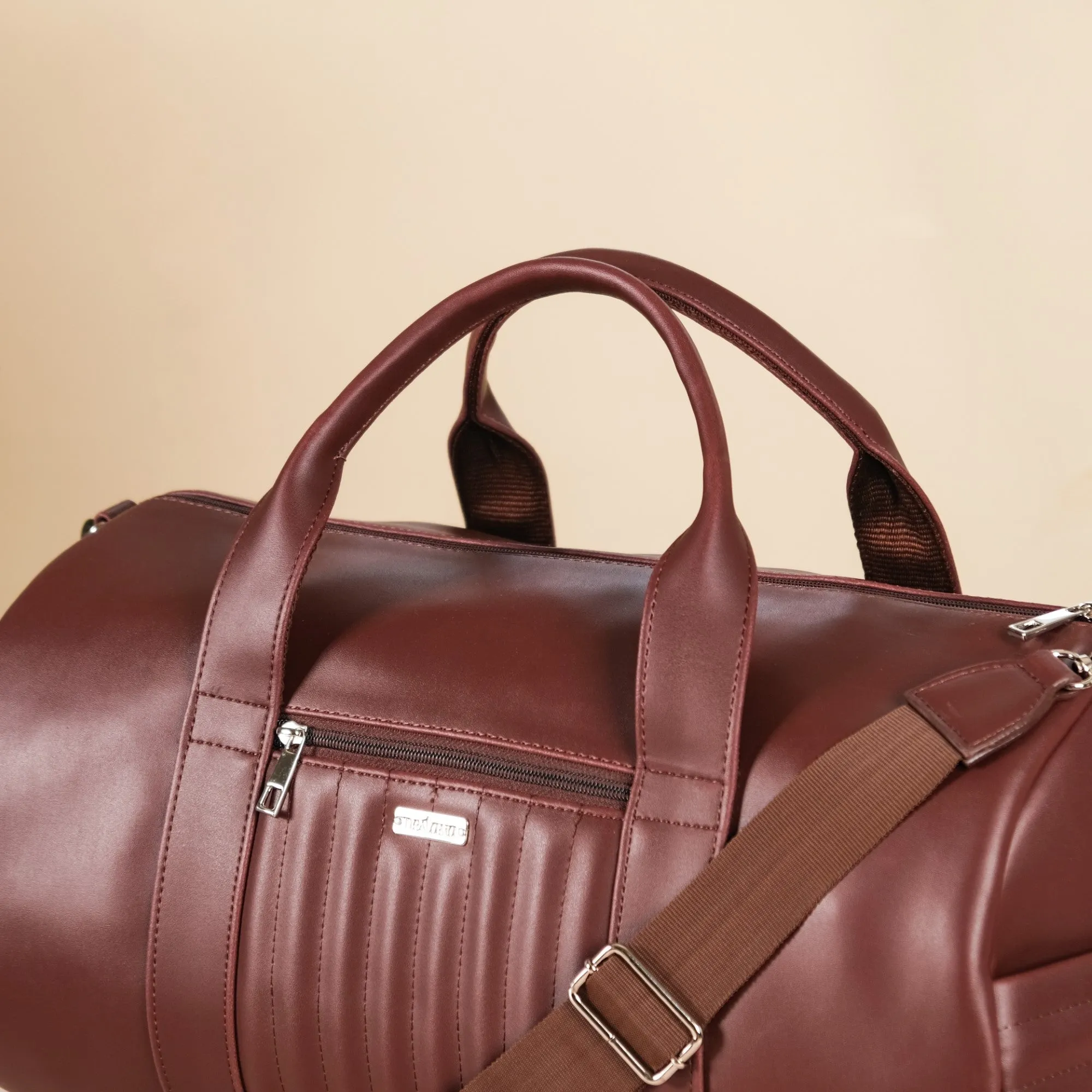 Wanderlust Duffle Bag Brown Large 17x9 Inch