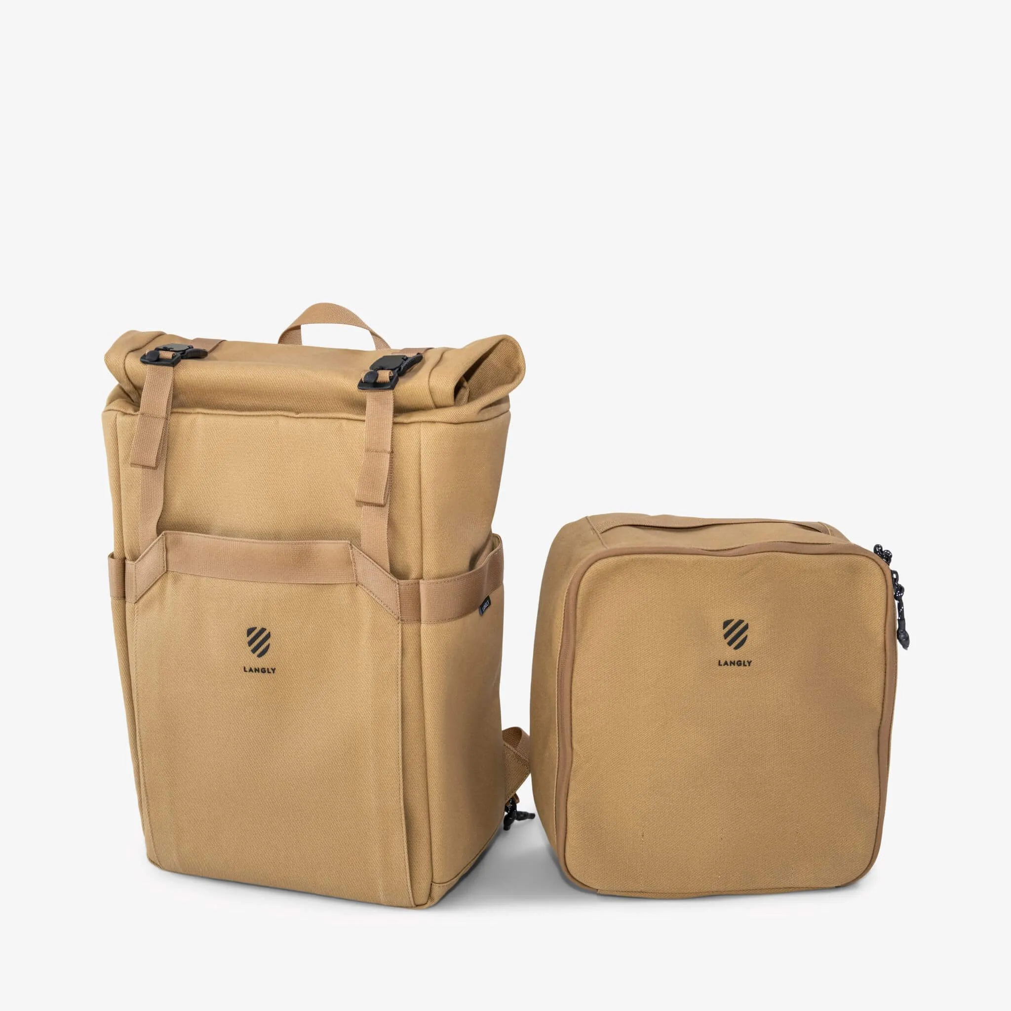 Weekender Backpack With Camera Cube