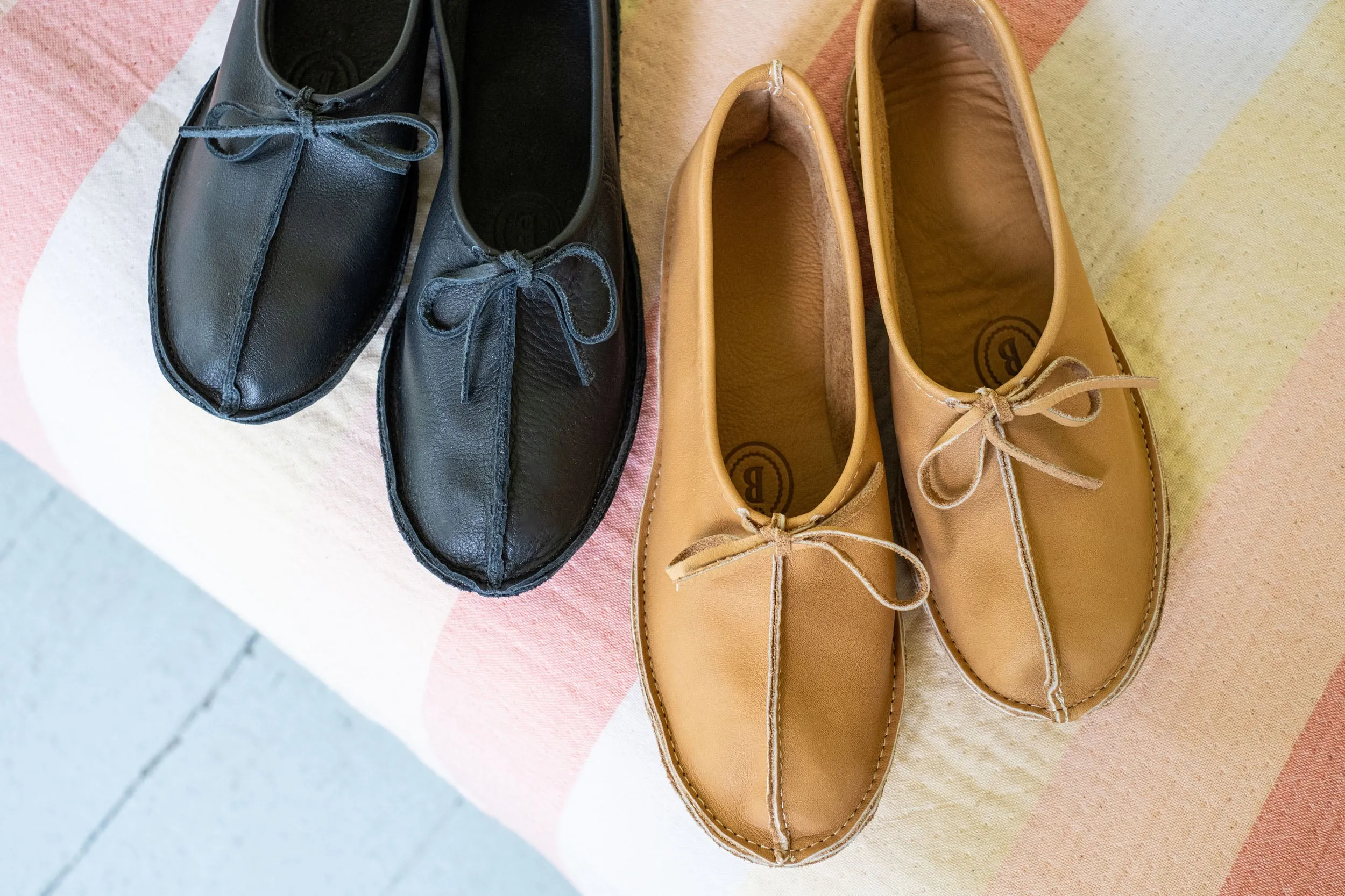 Women's Earthing Moccasins Moose Hide Ballerina