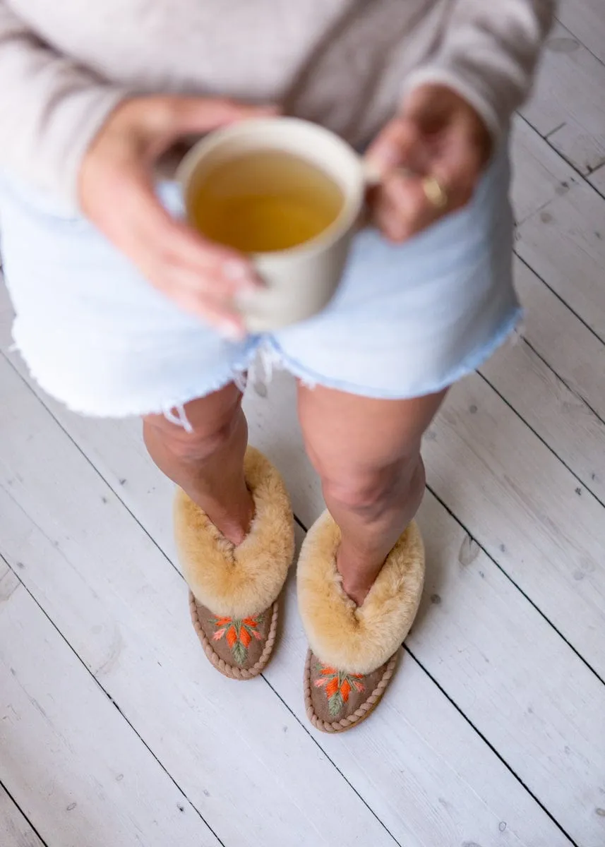 Women's Sheepskin Slippers – Lotus