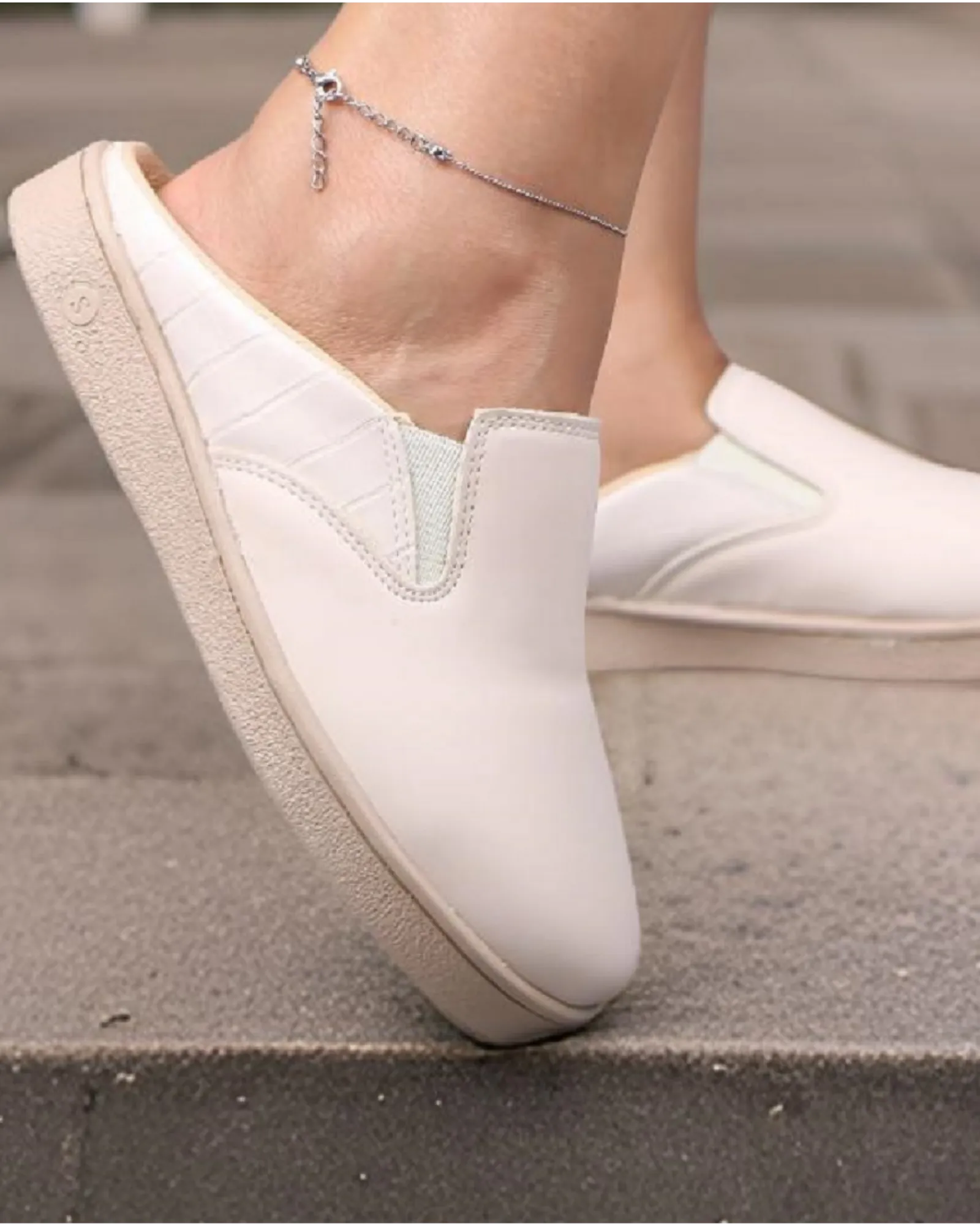 Women's Slipper 4011